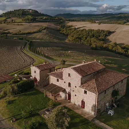 Podere Calvaiola לינה וארוחת בוקר מונטה קטיני ואל די צ'צ'ינה